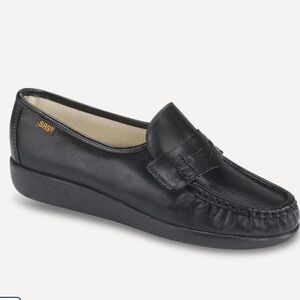 SAS (San Antonio Shoemakers) Classic Timeless  Black Leather Loafer New 9WW